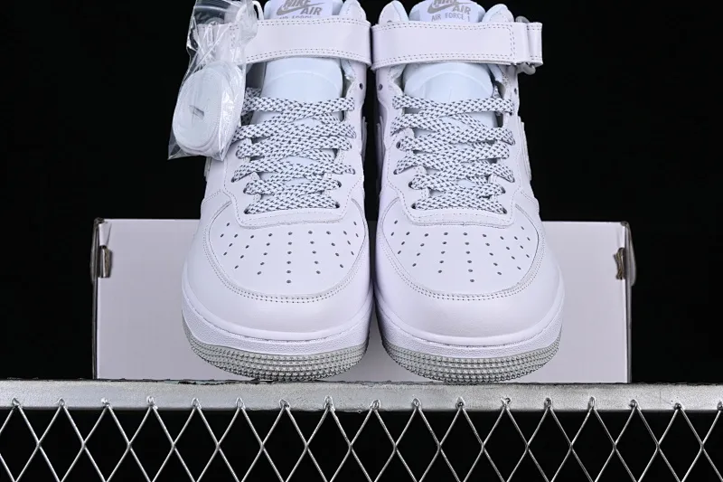 All Categories Nk Air Force 1 Air Force Series Nk Air Force 1 Mid Air Force Mid Nk Air Force 1'07 Mid Beige Silver Stars Air Force One Mid Casual Sneakers WP5623-836